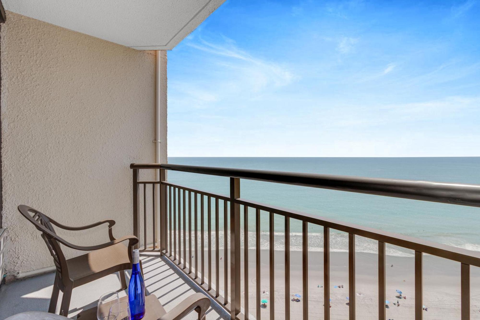 Oceanview Studio Escape With Beach Steps Away! 1828 Myrtle Beach Exterior foto